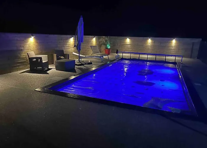 Avec Privatif* Ferienhaus