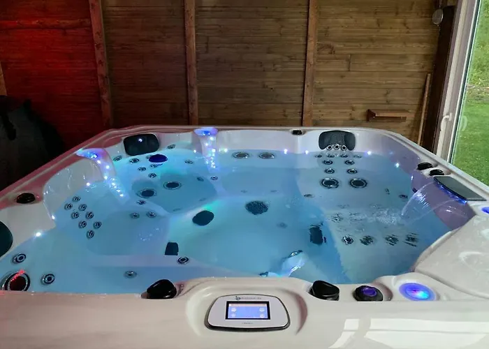 Avec Privatif* Ferienhaus Saint-Symphorien-les-Buttes